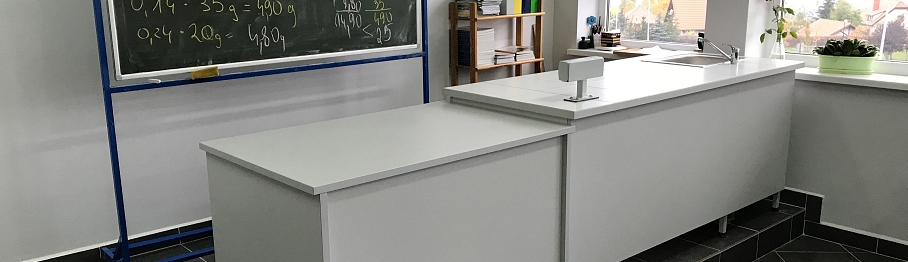 stoly-demonstracyjne