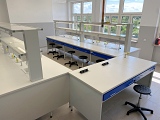 Stół ćwiczeniowy do pracowni chemicznej